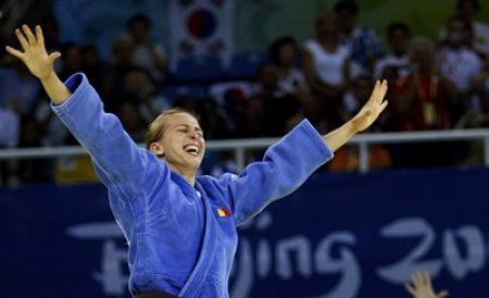 Alina Dumitru şi Andreea Chiţu, campioane europene la judo