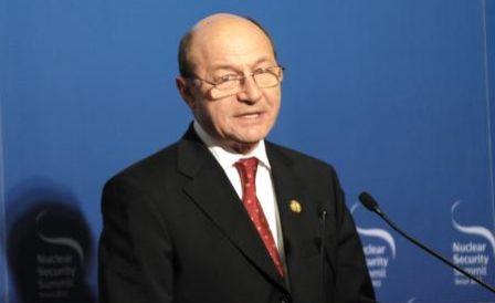 Băsescu, către delegaţia FMI: E dificil să rămânem pe drumul corect în an electoral