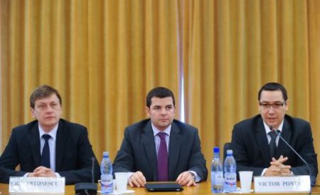 Liderii USL, în şedinţă de urgenţă după căderea Guvernului Ungureanu