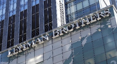 Lehman Brothers a acordat compensaţii financiare de 700 de milioane de dolari înainte de falimentul răsunător