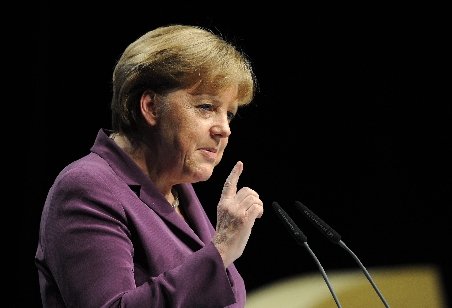 Angela Merkel intenţionează să boicoteze Euro 2012. Pe cine vrea să elibereze din închisoare