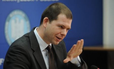Asigurări de la ministrul de Finanţe: România îşi permite revenirea salariilor bugetarilor