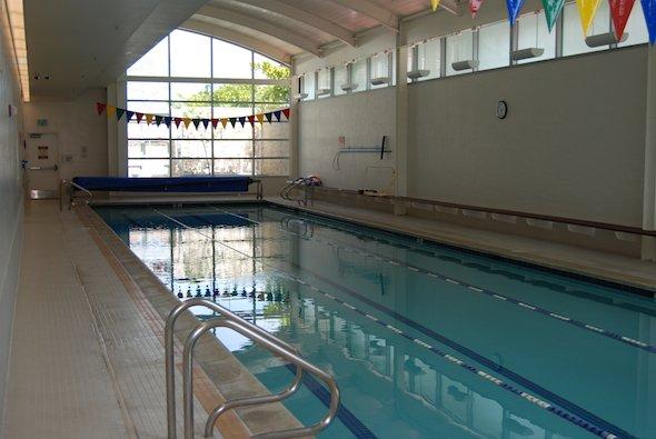 Când pleci la muncă nu-ţi uita costumul de baie. Cel mai tare sediu, unde toţi merg la serviciu de plăcere 144053