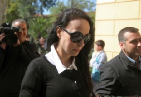 Soţia unui fost ministru grec, acuzat de corupţie şi încarcerat, se află în greva foamei
