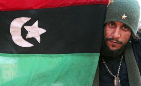 Libia a adoptat o lege care pedepseşte elogiile aduse fostului regim Muammar Gaddafi