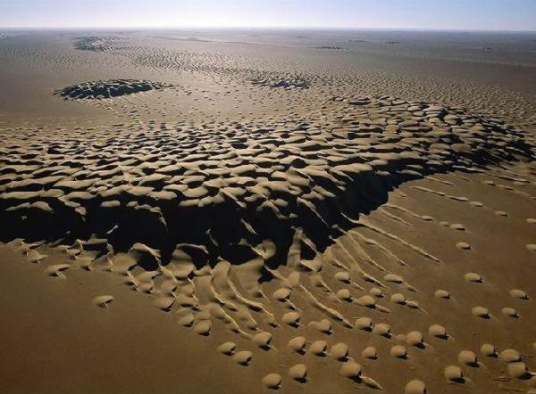 Frumuseţea unică a acestui loc duce o poveste cutremurătoare. Viaţa a fost înghiţită de pământ 144485