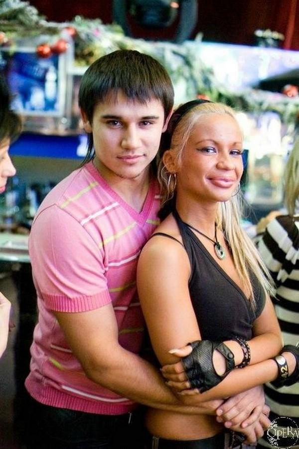 Gura ei spune tot despre ea. Ce se întâmplă când ele vor frumuseţe, dar se aleg cu penibilul 144516