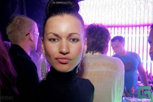 Gura ei spune tot despre ea. Ce se întâmplă când ele vor frumuseţe, dar se aleg cu penibilul 144523