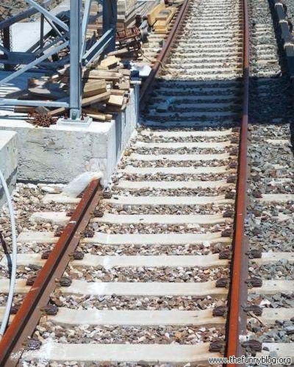 Nu numai în România se întâmplă dezastre în construcţii. Americanii şi rusii ne-au întrecut 144499