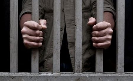 Un român care a violat o turistă americană în Roma, condamnat la peste 4 ani de închisoare