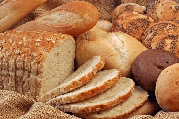 Guvernul vrea să dea poporului pâine ieftină. Miniştrii propun un TVA de 9% pentru produsele de panificaţie