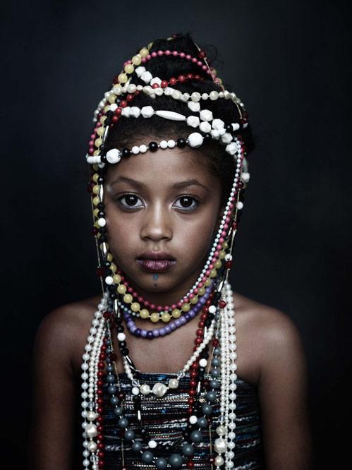 Povestea acestui chip te va surprinde. Imaginile care îţi vor arăta o lume pe care nu o mai cunoşti 144692