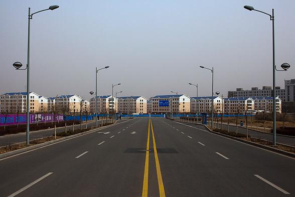 Structurile ciudate din China, văzute din satelit. Când eşti în mijlocul lor pe pământ te simţi bântuit 144789