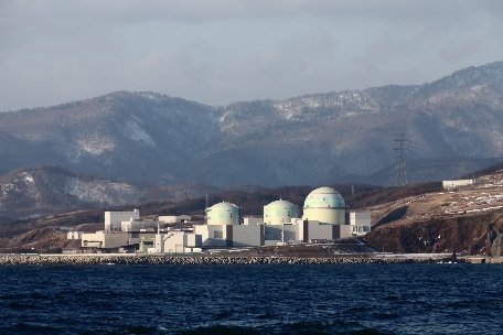Japonezii susţin închiderea tuturor reactoarelor nucleare din ţară