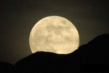 Super Luna, fenomenul astrologic din această noapte ‎ 
