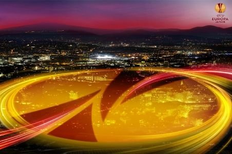 Lux pentru spanioli: Hotelierii din Bucureşti îi aşteaptă pe fotbalişti şi pe suporterii lor 