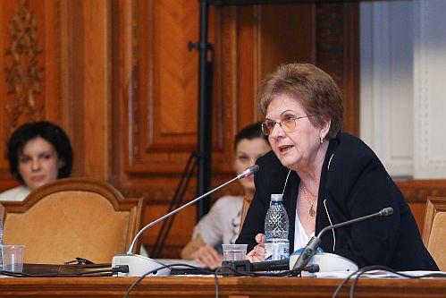 Toţi miniştrii desemnaţi au primit aviz favorabil din partea comisiilor 145137