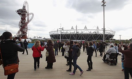 Bombă plasată în Satul Olimpic de la Londra. Nereguli uriaşe, ieşite la iveală cu trei luni înainte de Olimpiada de la Londra