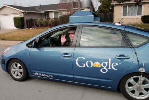 PREMIERĂ: Primul vehicul Google care se conduce singur a fost înmatriculat în SUA