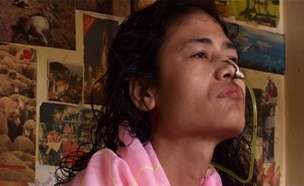 O indiancă se află în greva foamei de 12 ani şi vrea să continue protestul