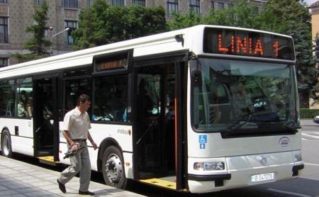 Vezi liniile speciale de autobuze înfiinţate de RATB cu ocazia finalei Europa League 2012