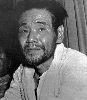  „Mi-e ruşine că m-am întors în viaţă”. Omul care stat zeci de ani ascuns în pădure 145961