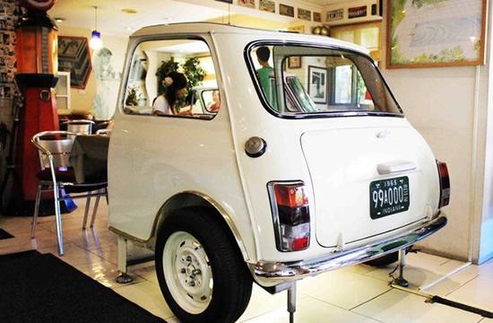 Restaurantul în care poţi mânca direct din maşină 145956