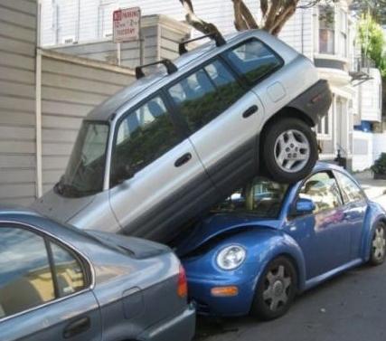 Cele mai ciudate accidente rutiere surprinse în fotografii 146094