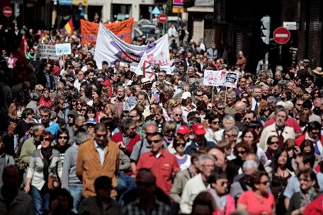 Mii de protestatari pe străzile din Spania: Nu plătim datoria voastră!