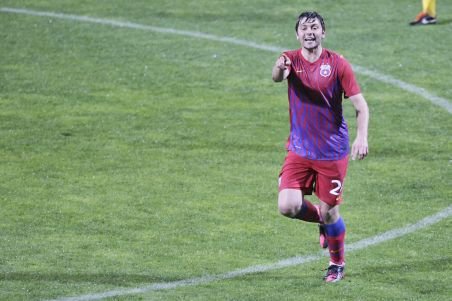 Steaua a învins FC Braşov, scor 2-1, în Liga I
