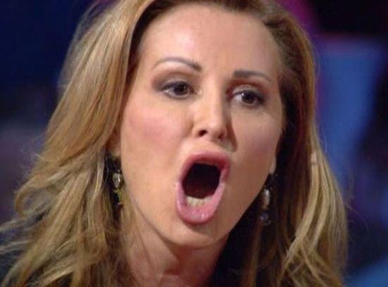 Ea ar putea să devină următorul lider al Italiei. Este susţinută de Berlusconi în cursa pentru putere 146288