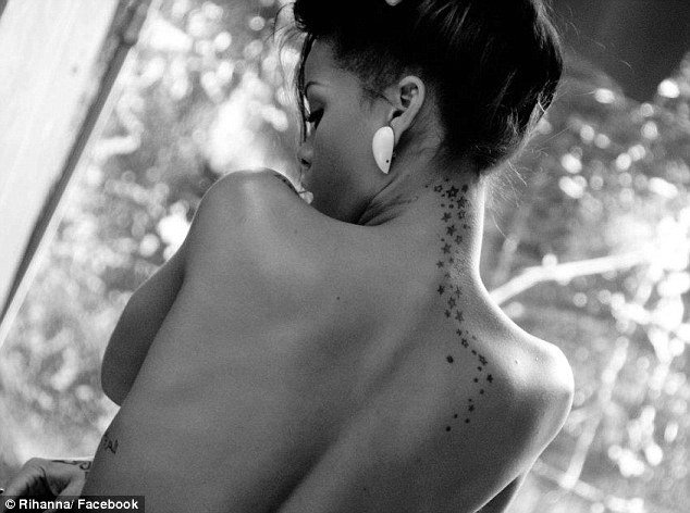 Rihanna i-a înnebunit pe fani. Fotografiile provocatoare care au strâns mii de like-uri în doar câteva ore
