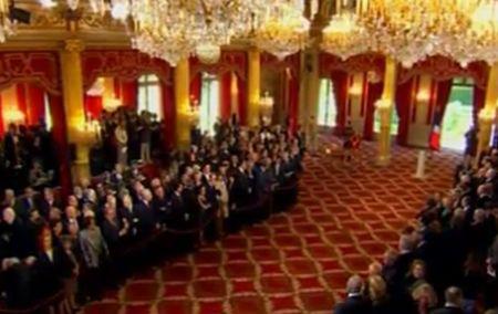 Francois Hollande a fost învestit în funcţia de preşedinte al Franţei 146459
