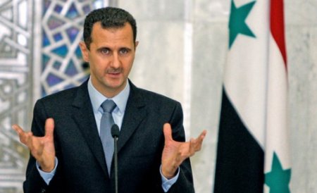 Bashar Al-Assad îl îndeamnă pe Hollande să schimbe politica Franţei faţă de Siria