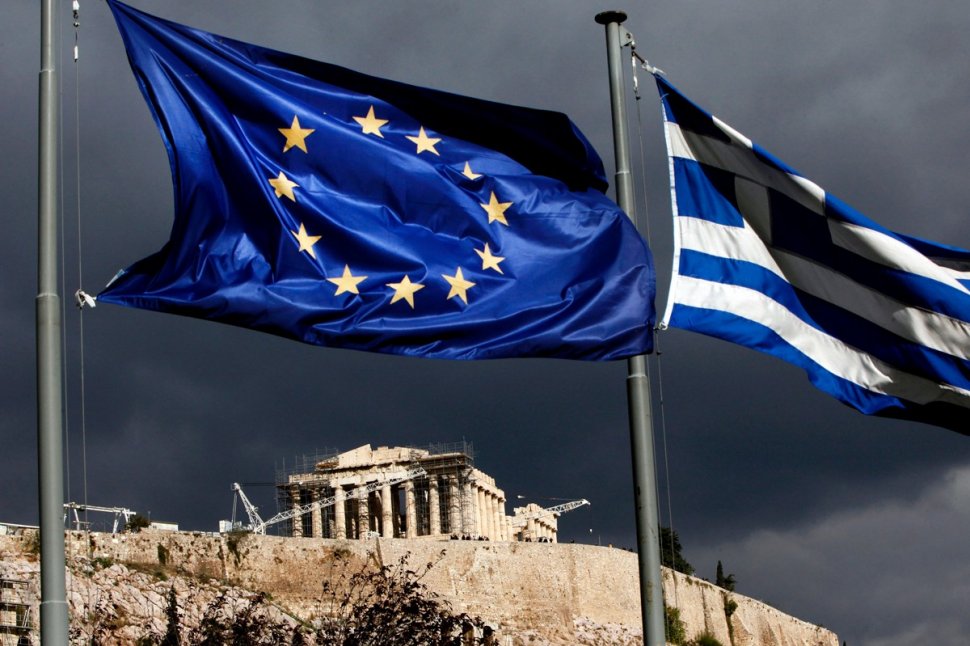 Disperarea din Grecia creşte în a noua zi fără Executiv. Valul de &quot;tsunami&quot; face ravagii în întreaga Uniune Europeană