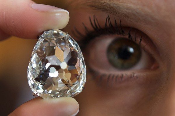Un diamant istoric, care a aparţinut Mariei de Medici, vândut cu 7,53 milioane de euro