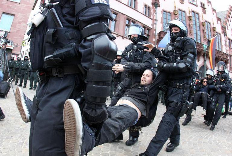 Occupy Germania. Mii de persoane protestează faţă de politicile de ieşire din criză 146951