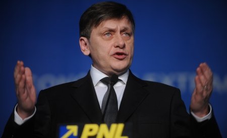 Crin Antonescu: Nu Traian Băsescu e ultima redută, ci Emil Boc la Cluj