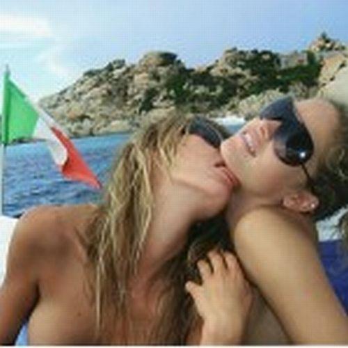 Sunt cele mai scandaloase imagini cu un model de talie mondială. &quot;Nu e drept! Mi le-au furat din calculator&quot; 147535