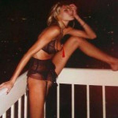 Sunt cele mai scandaloase imagini cu un model de talie mondială. &quot;Nu e drept! Mi le-au furat din calculator&quot; 147543