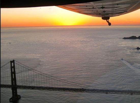 Viitorul turismului aviatic. Poţi savura un pahar cu şampanie, în timp ce admiri liniştit cele mai frumoase peisaje din lume 147904