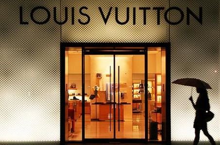 Louis Vuitton, cel mai valoros brand de lux din lume. Vezi care sunt următoarele clasate