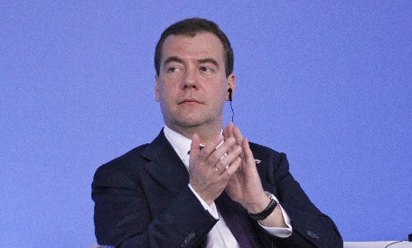 Dmitri Medvedev vrea ca partidul Rusia Unită să fie &quot;mai deschis&quot; şi &quot;mai democratic&quot;