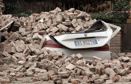 Bilanţ: 15 morţi şi cinci răniţi, în urma cutremurului de astăzi din Italia
