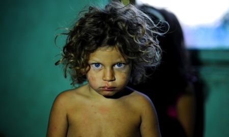 Raportul cutremurător care nu ne face cinste. Peste 25 % dintre copiii români trăiesc într-o sărăcie cruntă