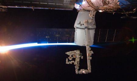 Misiunea istorică a capsulei Dragon, la final. Vehiculul spaţial va ameriza  astăzi în Oceanul Pacific 149220