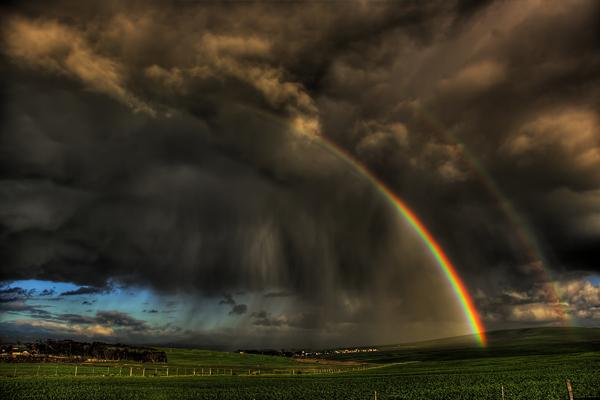 Bolta cerească, invadată de culori. Arcuri multicolore de senzaţie 149467
