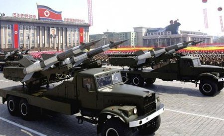 Coreea de Nord se proclamă stat înarmat nuclear, în preambulul noii sale Constituţii
