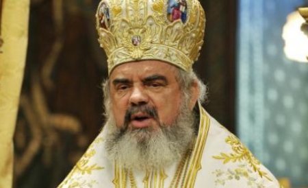 Patriarhul Daniel: Trebuie cultivată şi mai mult legătura dintre viaţa familiei şi viaţa Bisericii