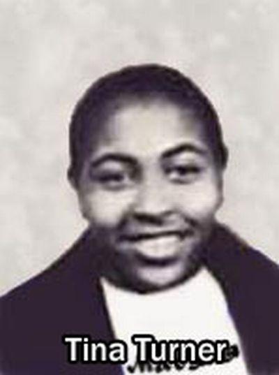 Toţi oamenii mari au fost mai întâi copii, dar puţini dintre ei îşi mai aduc aminte. Cum arătau celebrităţile în copilărie 149445